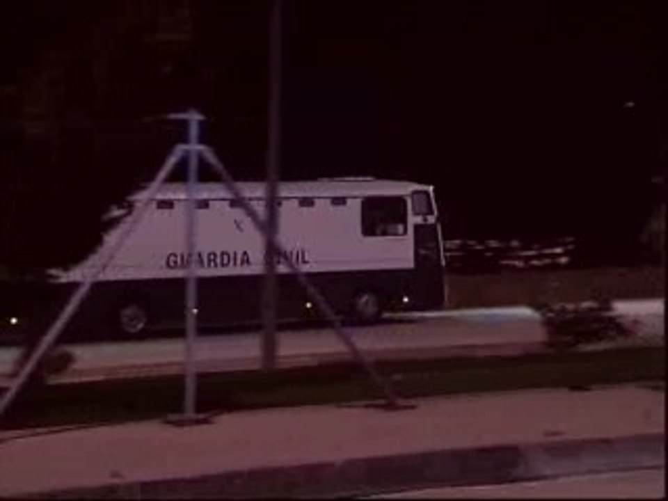 17 dirigentes de Batasuna pasan su primera noche en prisión