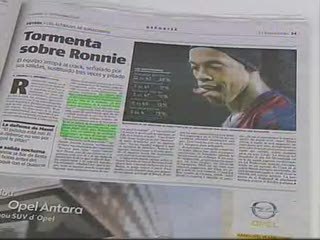 La Vanguardia acusa a Ronaldinho de salir hasta altas horas de la madrugada