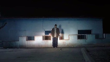 Um Elefante Sentado Quieto Trailer Legendado