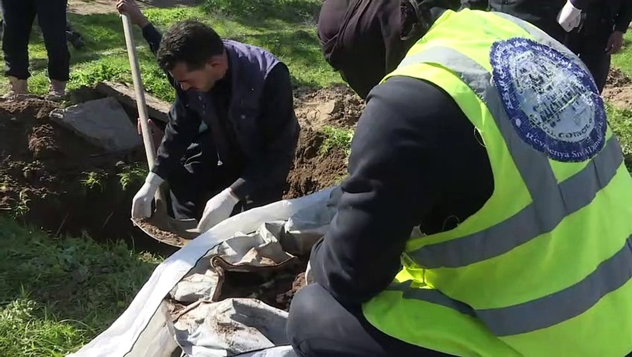 Massengrab in Syrien zeigt von Gräueln der IS-Miliz