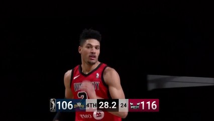 Kaiser Gates throws it down!