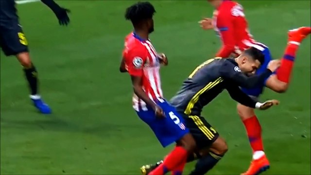 Ronaldo shows 5-finger jubilation to Atletico Madrid fans after being mocked by them