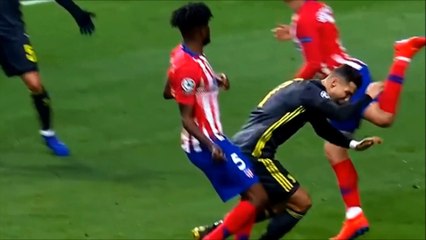 Ronaldo shows 5-finger jubilation to Atletico Madrid fans after being mocked by them