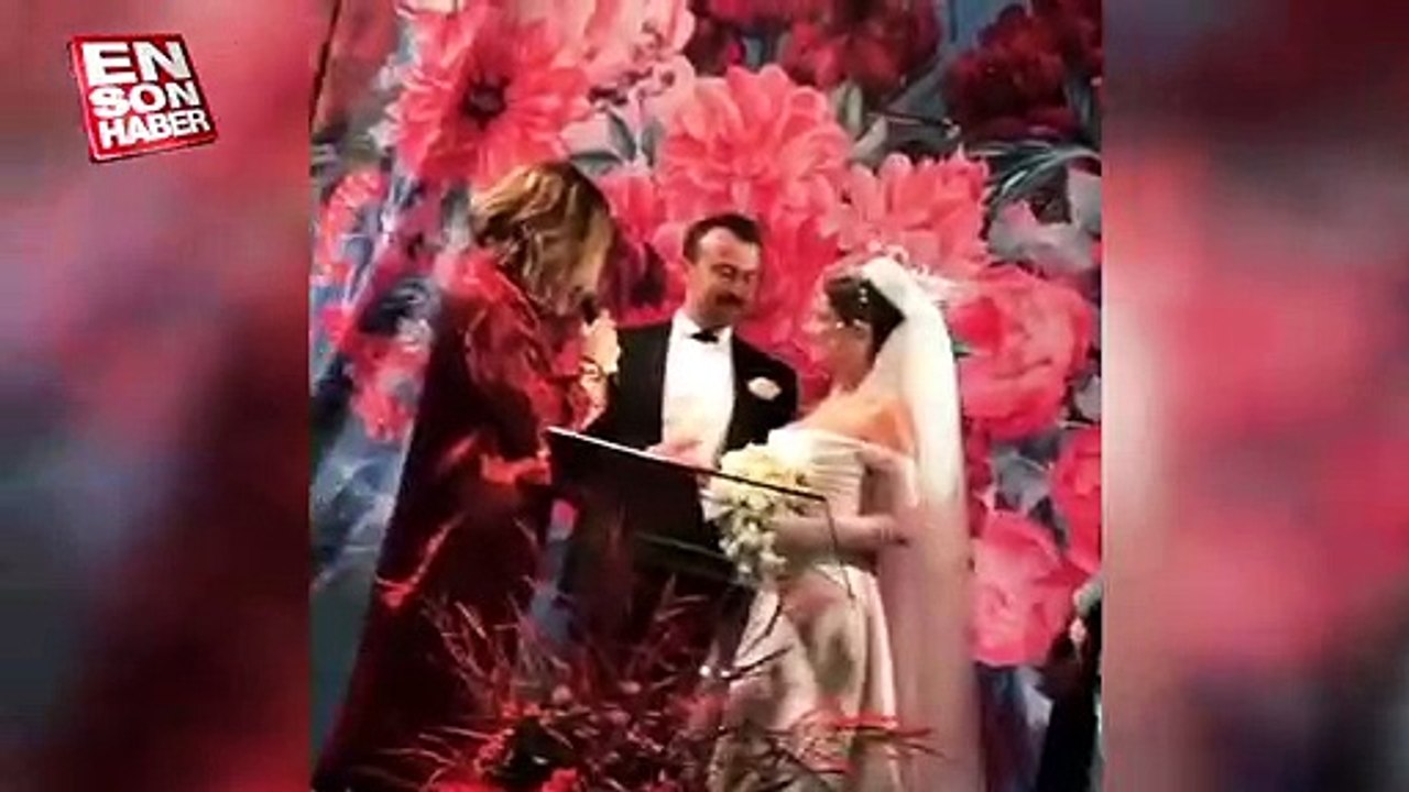 Hazal Kaya ile Ali Atay evlendi