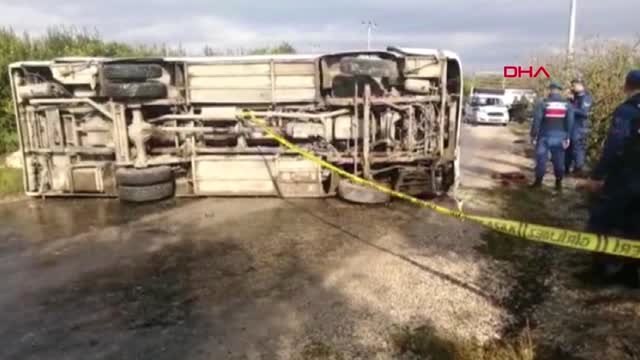 Mersin'de Tarım İşçilerini Taşıyan Midibüs Devrildi; 1 Ölü, 2'si Ağır 15 Yaralı