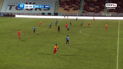 Très bon centre de DIARRA mais bien repoussé par la défense de Tours.