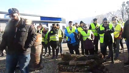 Opération escargot des Gilets jaunes de Poligny (Jura)