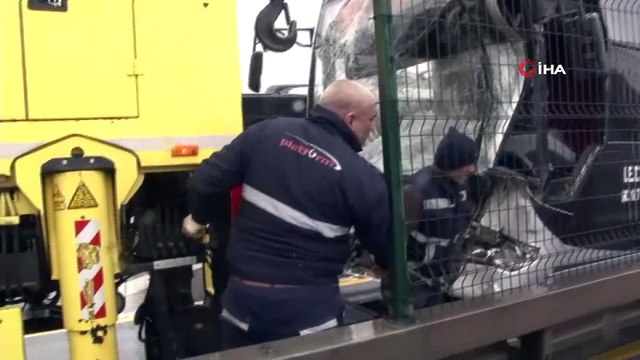 İstanbul Haramidere'de Metrobüs Kazası Yaşandı