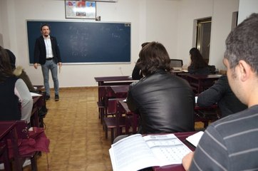 Türklerin İlk Kullandıkları Alfabeyi Öğreniyorlar