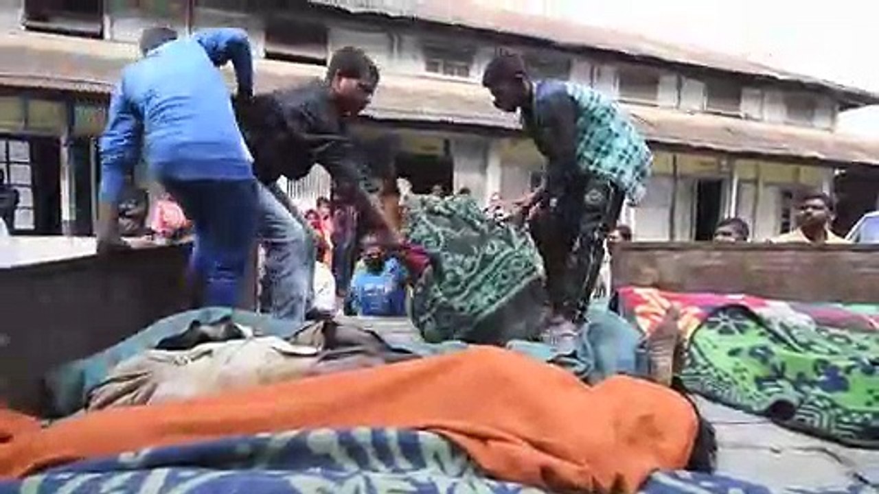 Mehr als 90 Tote durch gepanschten Alkohol in Indien