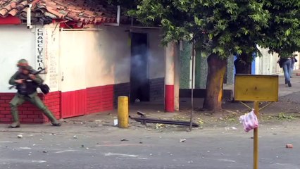 Disturbios en Venezuela por ingreso de ayuda humanitaria