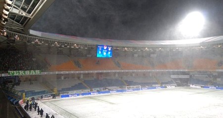 Başakşehir-Bursaspor Maçı Ertelendi, Sosyal Medya Yıkıldı