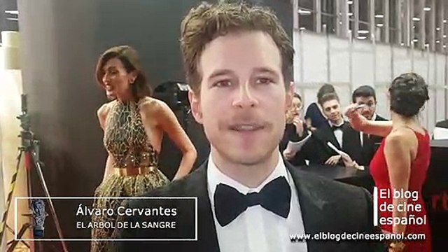 Vídeo entrevista al actor Álvaro Cervántes en la alfombra roja de los Premios Goya
