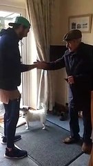 Il imite Lingard et Pogba avec son grand père ! Manchester United