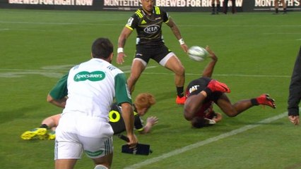 Super Rugby - 2ème journée - L'incroyable passe décisive de Manasa Mataele !
