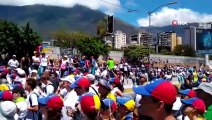 - Brezilya’dan Gelen İnsan Yardım Venezuela’ya Girdi- Venezuelalı Binbaşı Kolombiya’ya Kaçtı- Porto Riko Gemisine Savaş Gemili Önlem Alındı