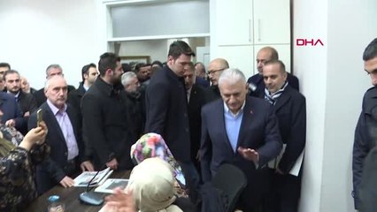 Yıldırım Sarıyer'de Börek Yedi, Martılara Simit Attı