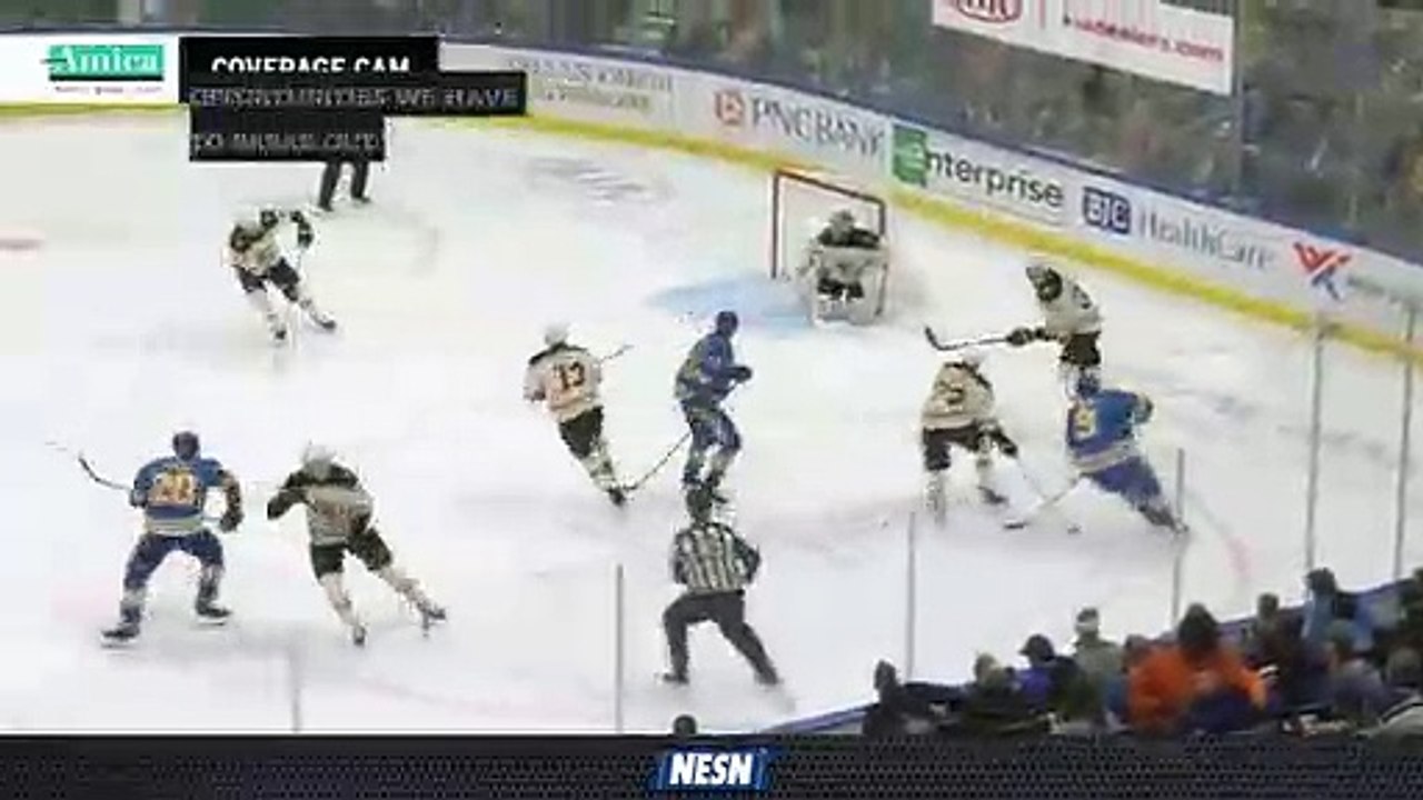 Amica Coverage Cam: Bruins Struggle To Clear Puck In 1st Period Against Blues