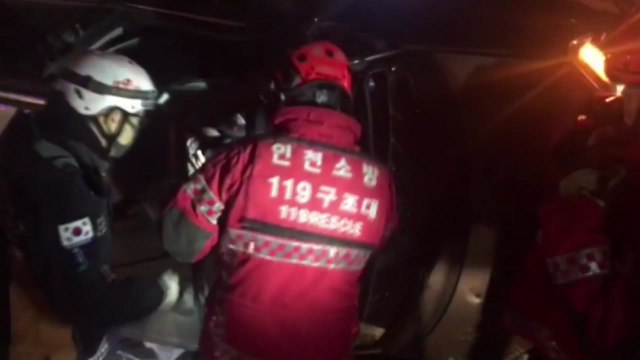 인천 교차로에서 음주운전 차량 전복 50대 운전자 부상 / YTN