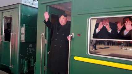 北 "김정은, 전용열차로 어제 하노이로 출발" / YTN
