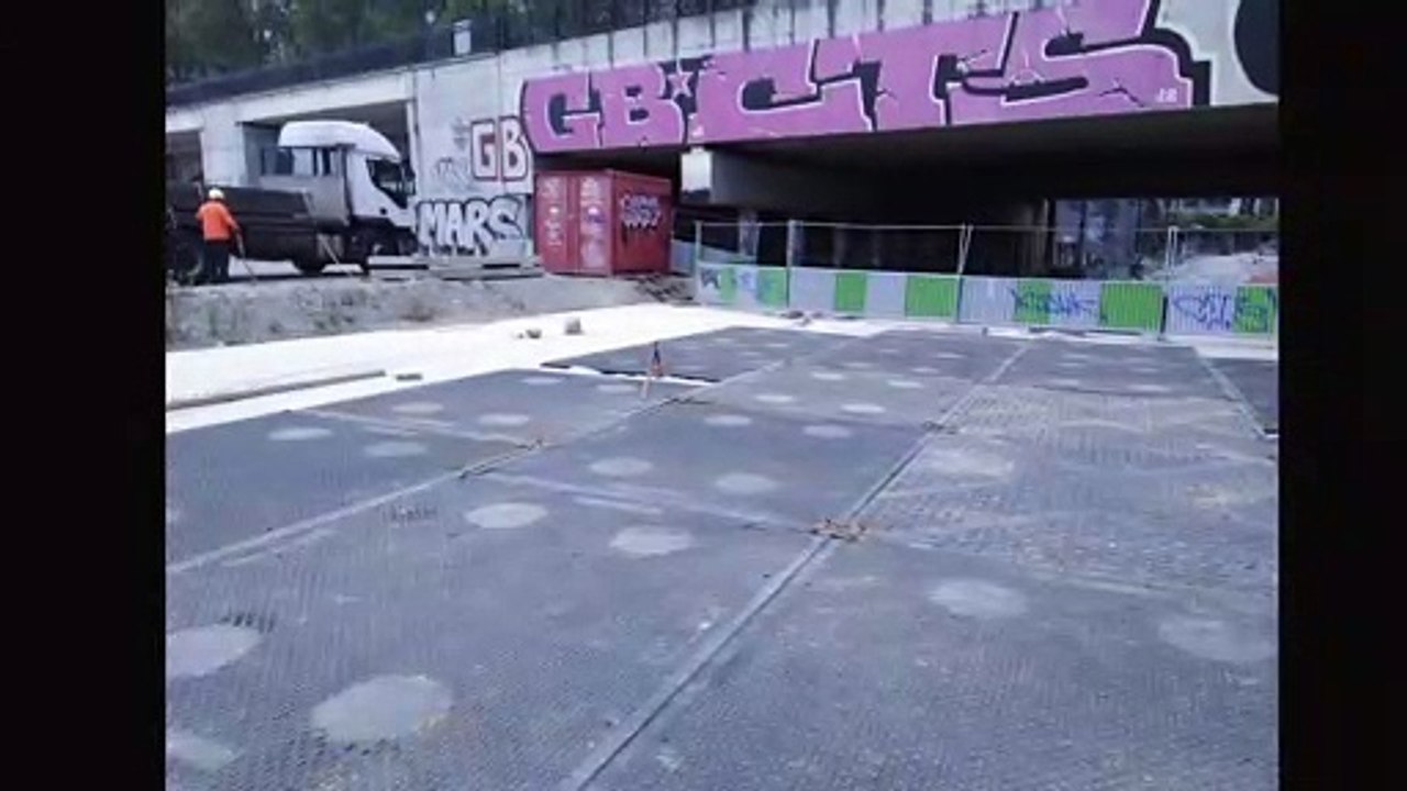 Chantier TSPS à Paris avec utilisation des plaques de répartition Tufftrack