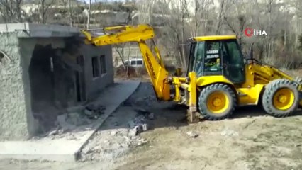 Kapadokya’da kaçak yapı yıkımları devam ediyor