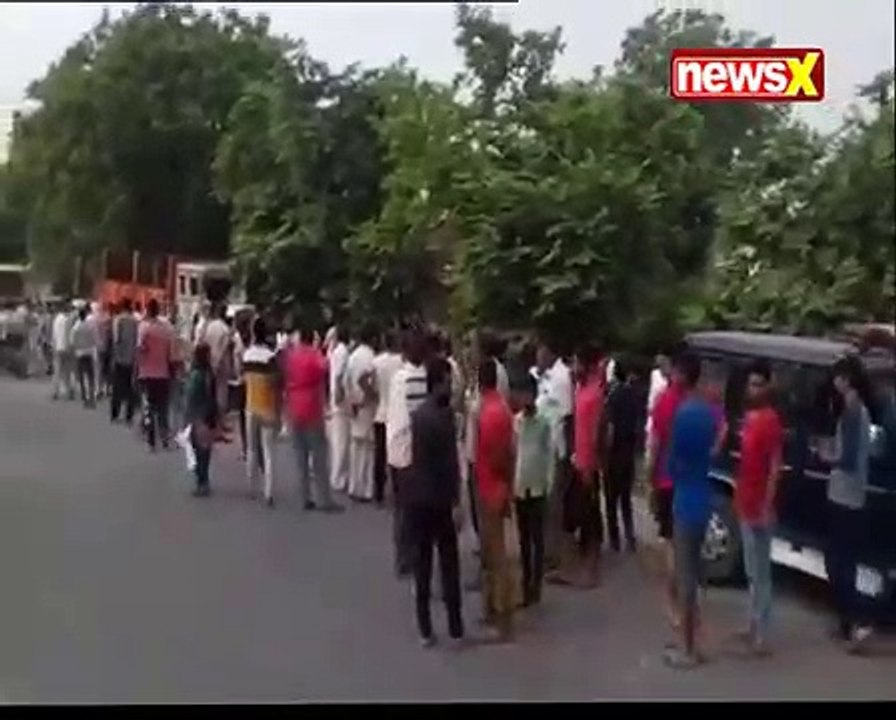 Baghpat: 1 child dead in a collision between a school bus and truck at Delhi