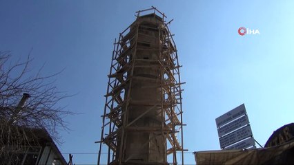 Dipsiz minareli tarihi camide restorasyon devam ediyor
