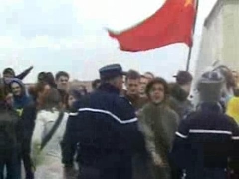 Anarchistes et Communistes Unis !!!