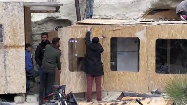 Kapadokya'da peribacaları yakınındaki yapıların yıkımı devam ediyor - NEVŞEHİR