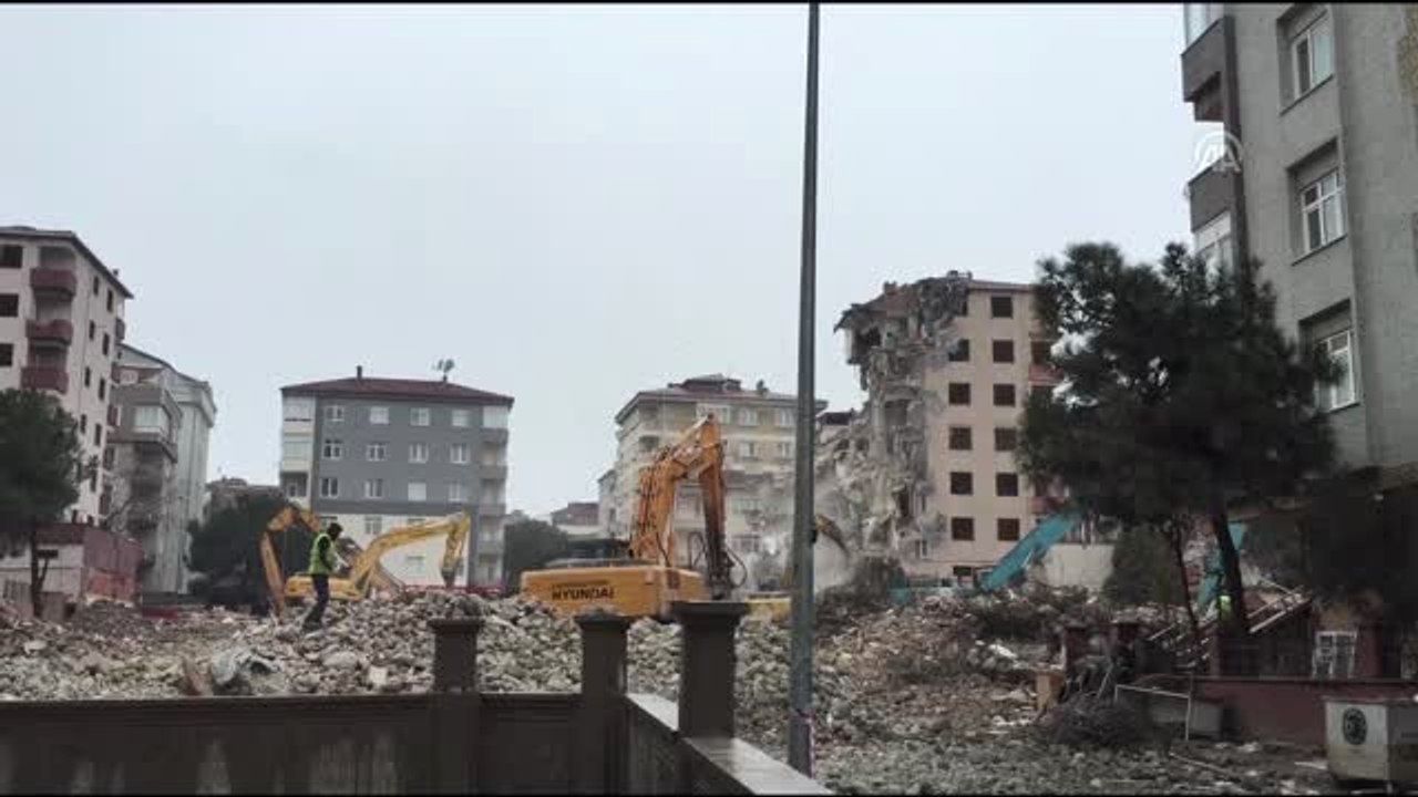 Kartal'da Riskli Binaların Yıkımı Devam Ediyor - İstanbul