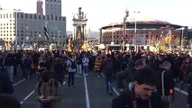 Protestes per la presència de Felipe VI al Mobile