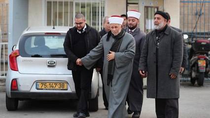 الاحتلال يبعد الشيخ سلهب عن الأقصى لمدة أسبوع