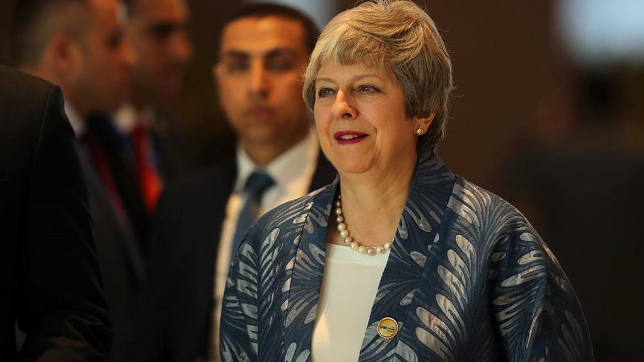 Καθυστερεί την τελική ψηφοφορία για το Brexit η...