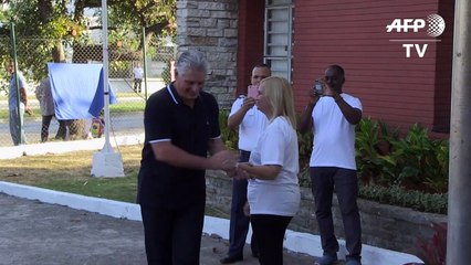 Cuba vota nueva Constitución atenta a Venezuela