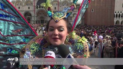 Carnaval de Venecia comienza con el vuelo de dos ángeles