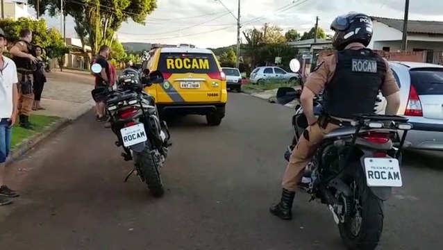 Dois são detidos após dono de bar ser ferido à faca