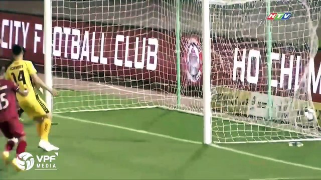 Bàn thắng quý như vàng ở phút bù giờ giúp TP. HCM giành 3 điểm ở ngày ra quân | VPF Media