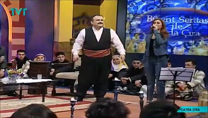 Yıldız Tilbe - Sivas Ellerinde Sazım Çalınır (CANLI) 2003