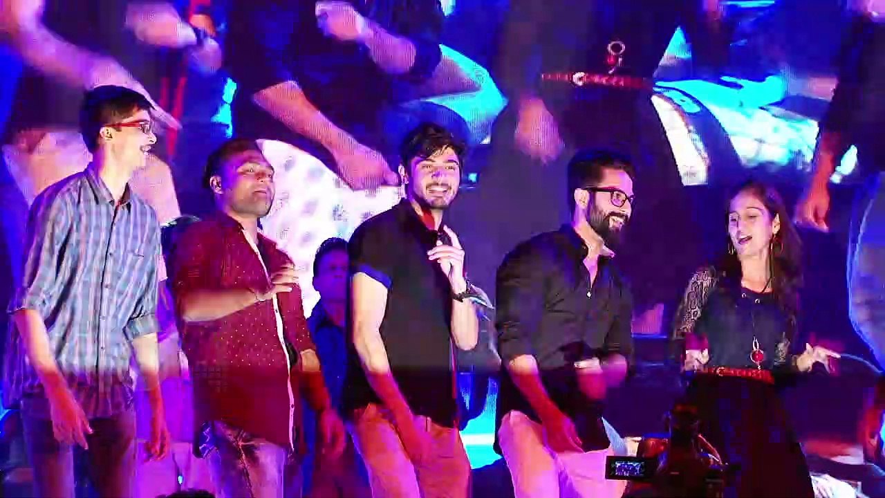 Shahid Kapoor 31 SHOCKING UNKNOWN FACTS | Kareena Kapoor To Mira Rajput | Happy Birthday Shahid