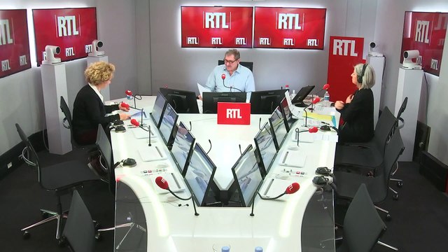 Impôt universel : Mais à quoi jouent Macron et Philippe ? , s'interroge Alba Ventura