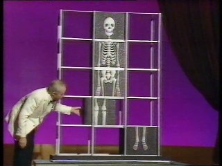 Paul Daniels Magic Show S12E01 (1990)