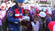 Aydın jandarması yeni ‘Trafik Dedektifleri’ yetiştiriyor