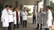 Report TV - Protestë për kolegun e dhunuar, mjekët në Durrës pezullojnë për 1 orë punën