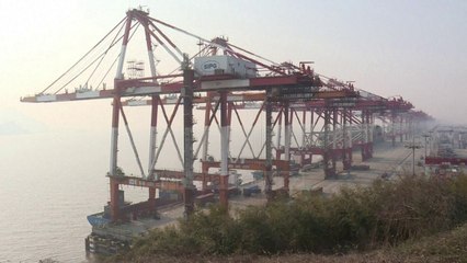 Trump shtyn rritjen e tarifave ndaj produkteve kineze - Top Channel Albania - News - Lajme