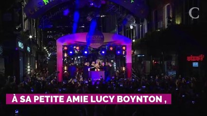 PHOTOS. Oscars 2019 : la chute de Rami Malek après sa remise du trophée