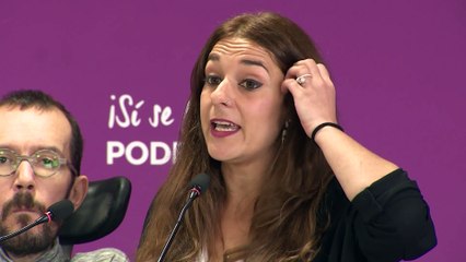 Podemos defiende que Colau no participara en el besamanos al Rey