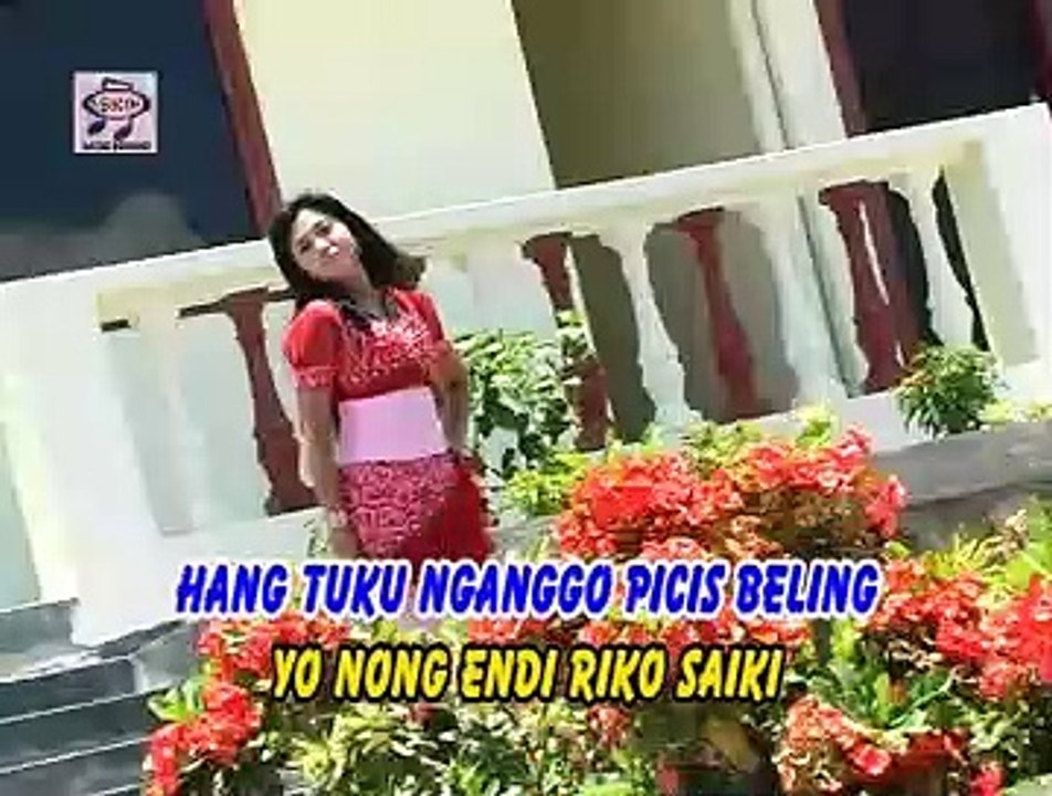 Adistya Mayasari - Gandrung Dandang [Official Music Video]