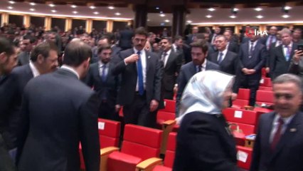 TOBB Başkanı Hisarcıklıoğlu: 'En az bir işsiz vatandaşı işe alın'