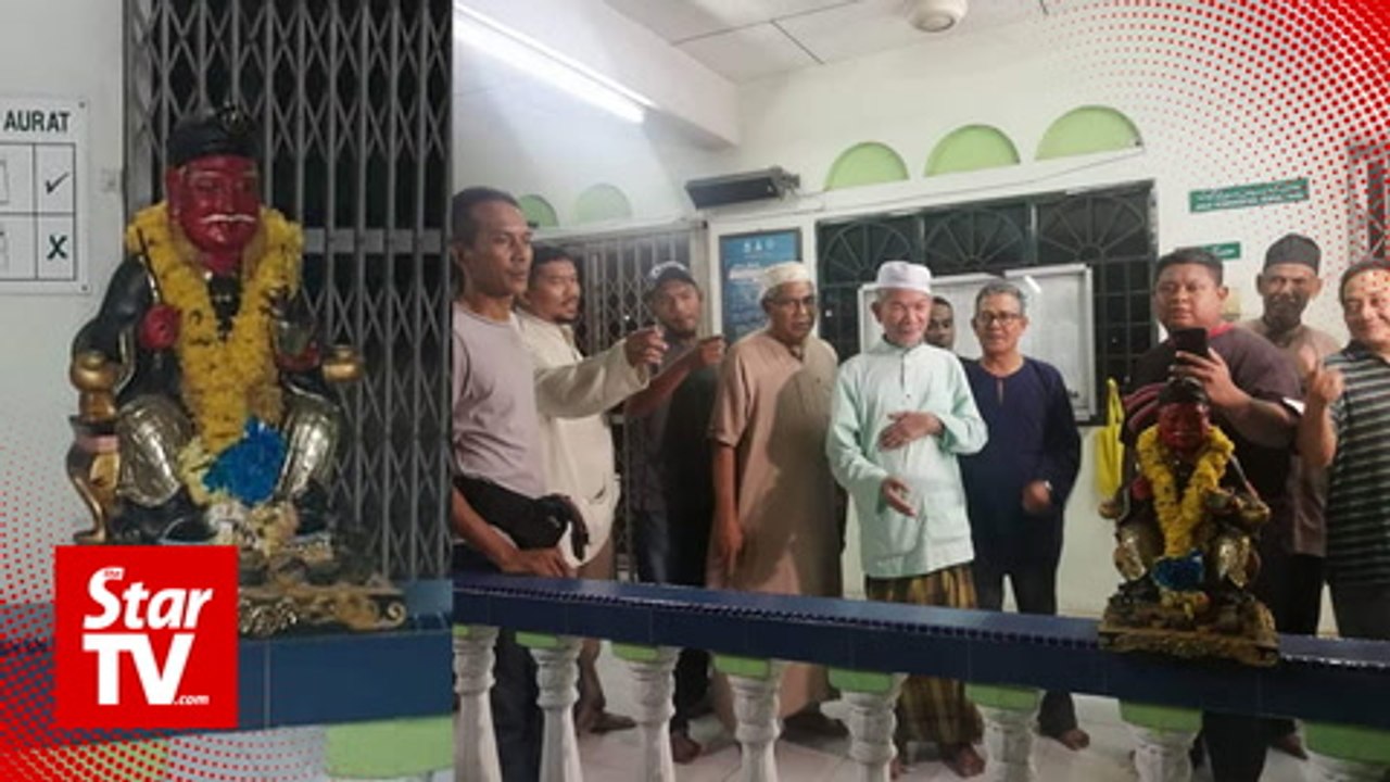 ‘Gila isim’ follower nabbed for placing idols at Klang surau